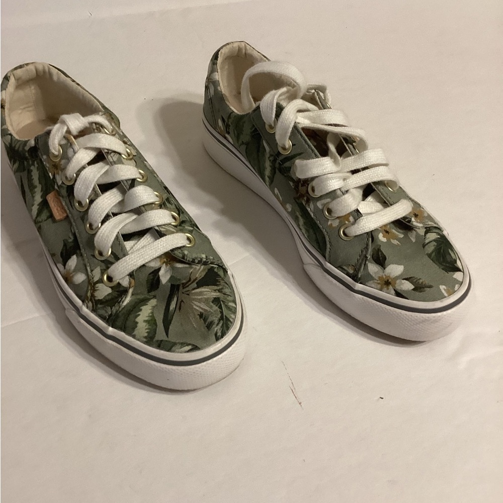 Keds Jump Kick Tropical Sneakers Size 6 Like New - Picture 2 of 7